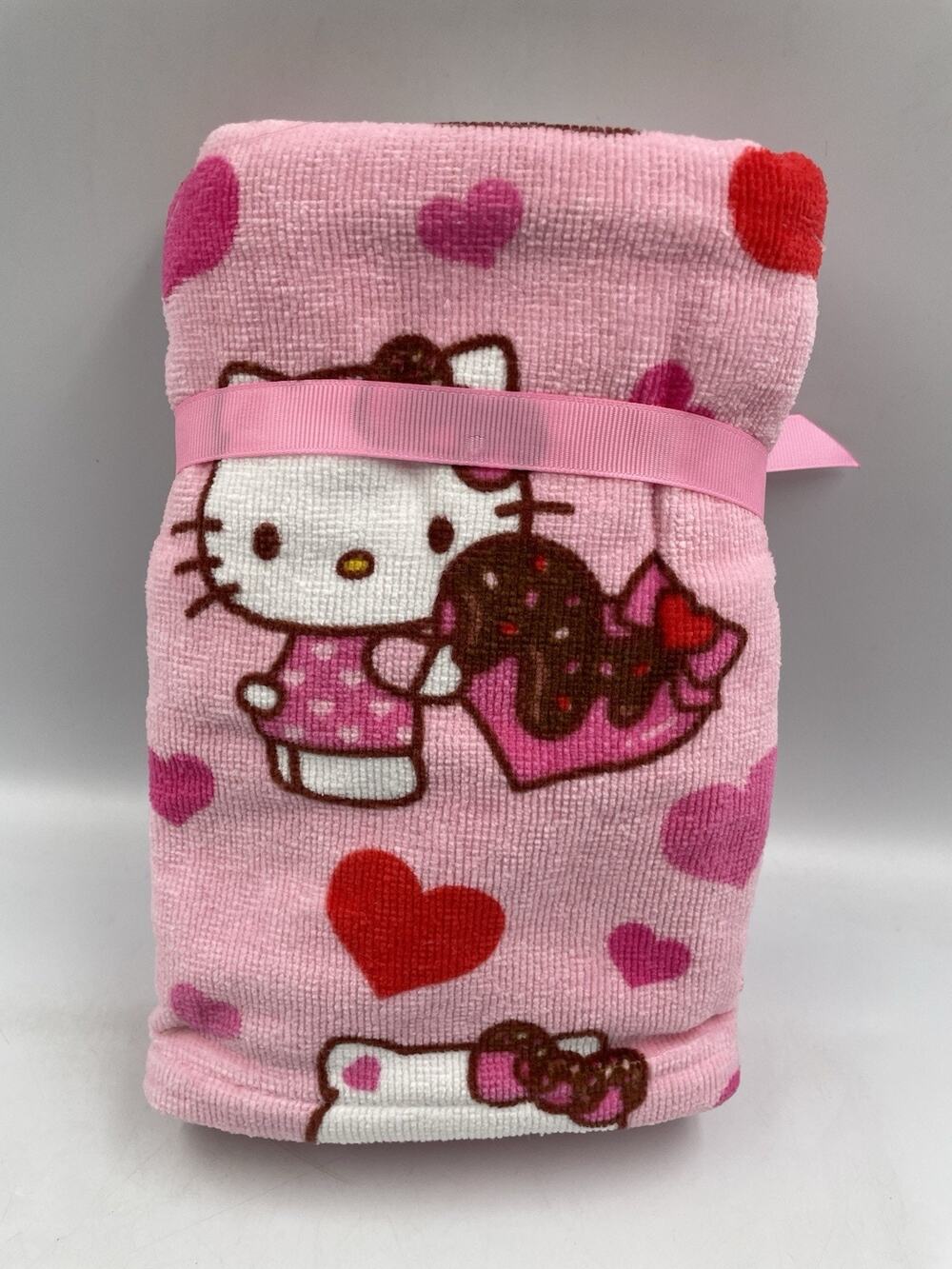 Hello Kitty Valentines Day 2 pk Pink Chocolate Hearts Hand Towels 16x28" NWT